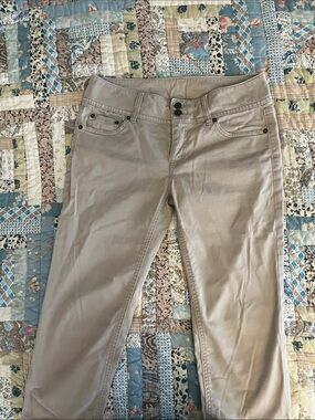 Victoria’s Secret London Jean Neutral Beige Mid-Rise capri